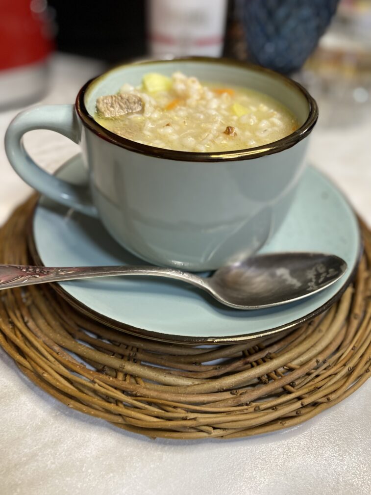 Фото рецепта - Густой суп с перловкой - шаг 9