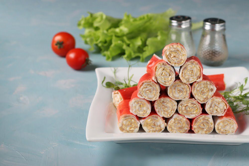 Фото рецепта - Крабовые палочки, фаршированные печенью трески и яйцами - шаг 7