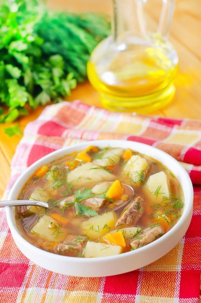 Фото рецепта - Мясной суп с картофелем и чечевицей - шаг 6