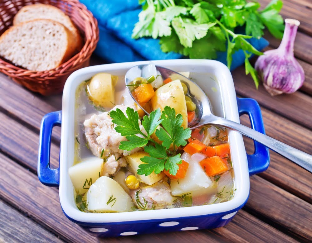 Фото рецепта - Рыбный суп с молодым картофелем - шаг 14