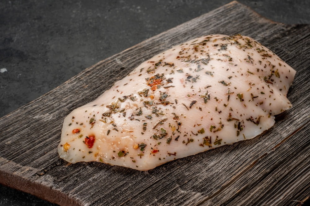 Фото рецепта - Жареное филе курицы на сковороде гриль - шаг 3
