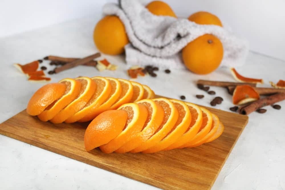 Фото рецепта - Апельсины в шоколаде (десерт) - шаг 3