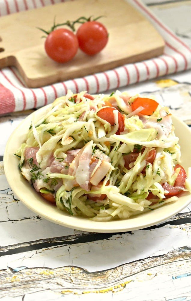 kapustnyj salat s bekonom i pomidorami effc1d1 - Капустный салат с беконом и помидорами