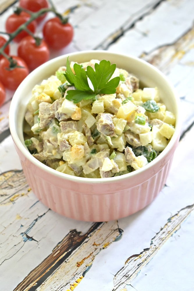 salat s kartofelem i svininoj 51f9063 - Салат с картофелем и свининой