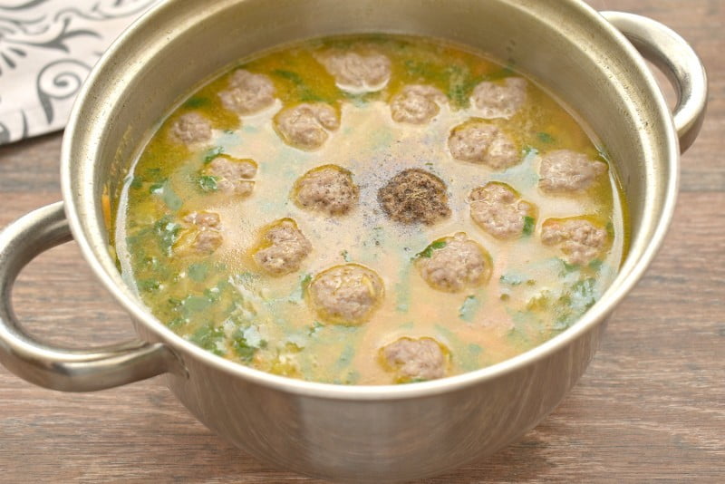 sup s mjasnymi frikadelkami i ovoshhami eacbc4c - Суп с мясными фрикадельками и овощами