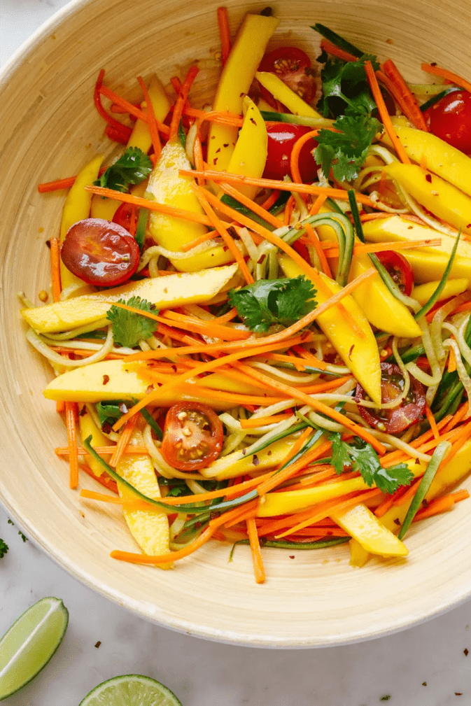 tajskij salat iz ogurca morkovi i mango 025c002 - Тайский салат из огурца, моркови и манго