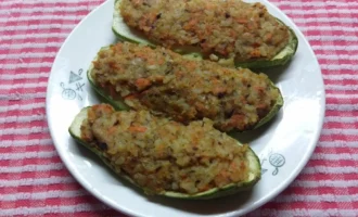 Kabachki farshirovannye sardinami i risom 3ee56ca.webp