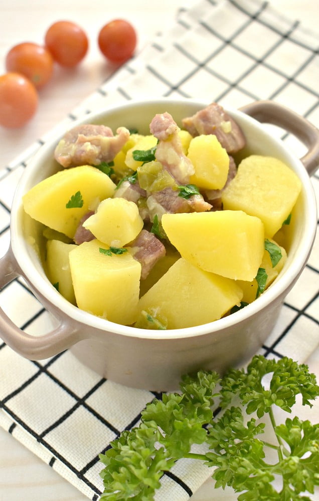 Kartoshka tushjonnaja so svininoj i bolgarskim percem 2965d7a.jpg