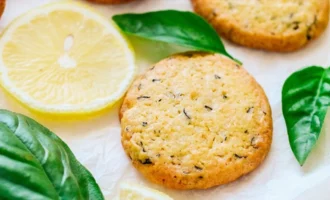 Pesochnoe pechene s limonom i bazilikom sable ab30761.webp