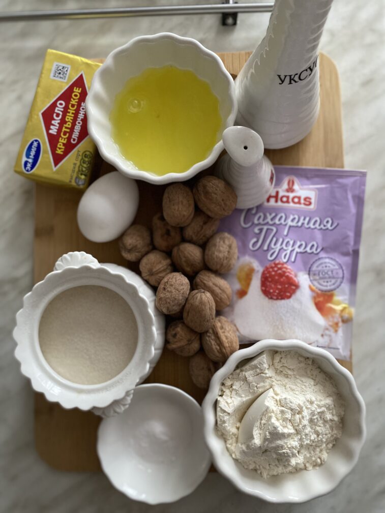 Pirozhnoe rakushki s beze i orehami f46be42.jpg