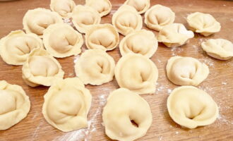 Postnye pelmeni s kartofelem i gribami dbdb51c.jpg