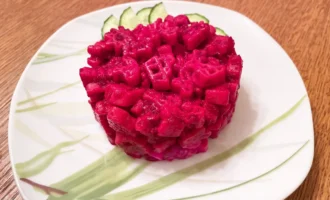 Rozovye makarony s syrom i svekloj barbi pasta f8cce1d.webp