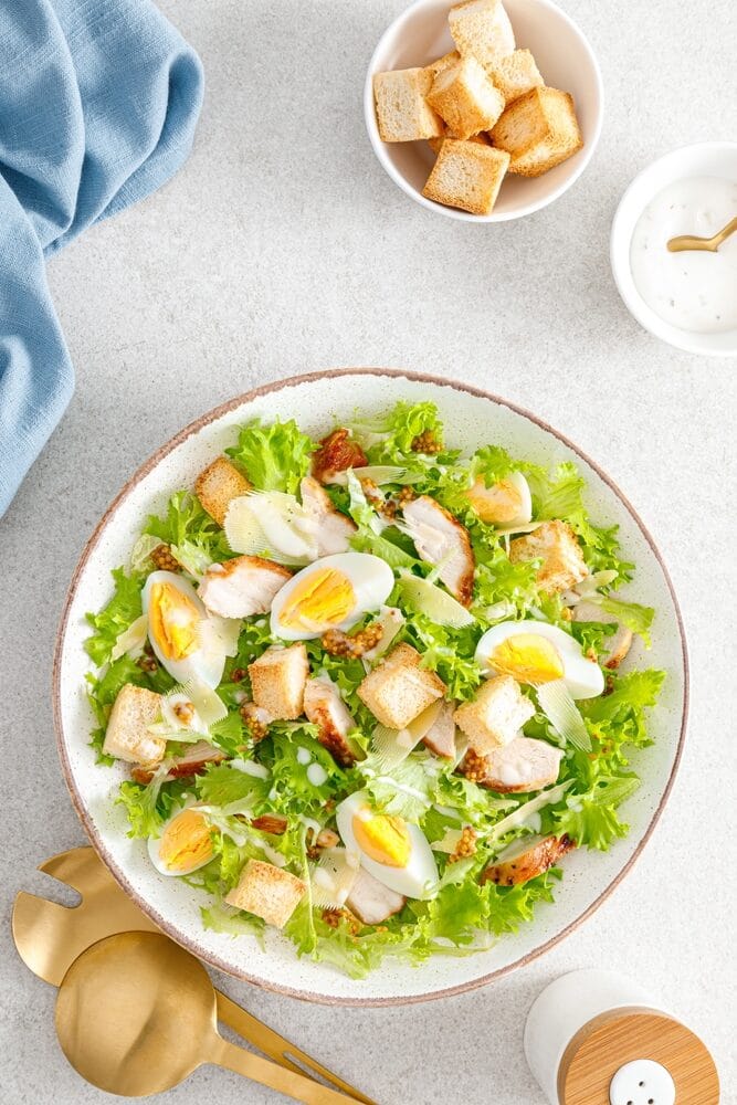 Salat cezar s kurinoj grudkoj 2c37bb2.jpg