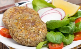 Vegetarianskie kotlety iz grechki s morkovju a9263ac.jpg